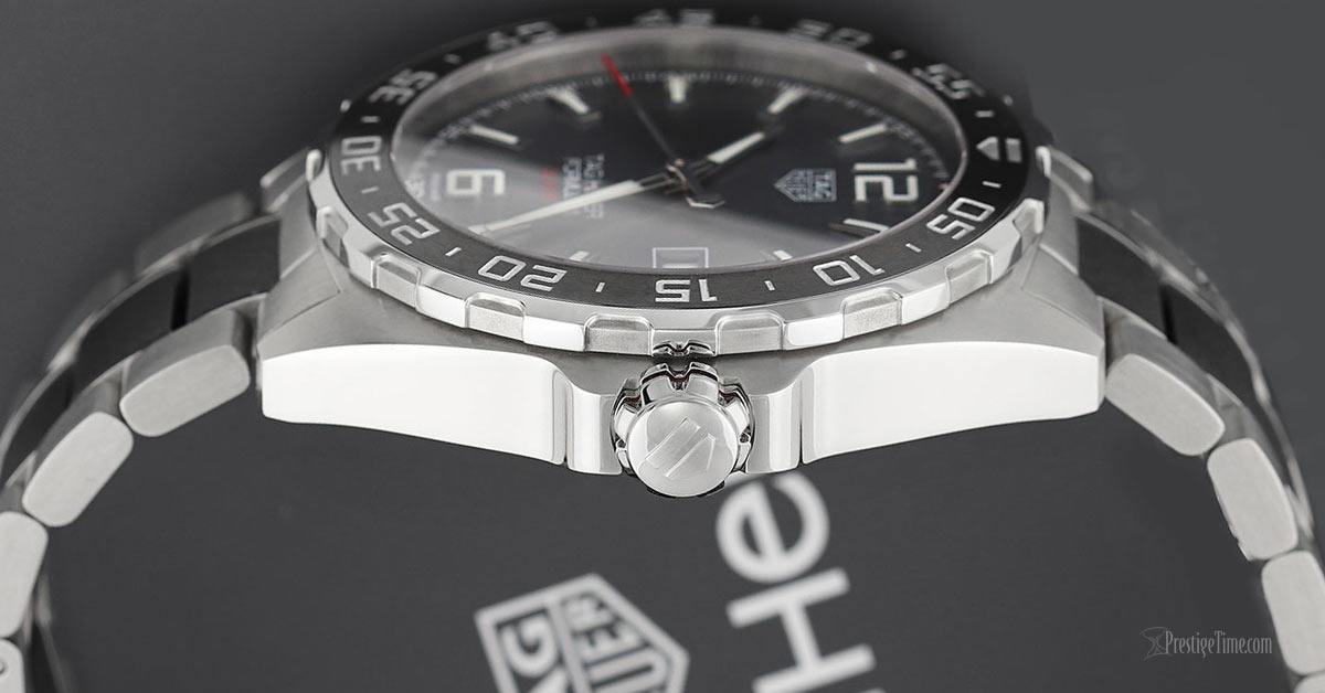 Tag Heuer Formula 1 Automatic 43mm Review Crown Bezel