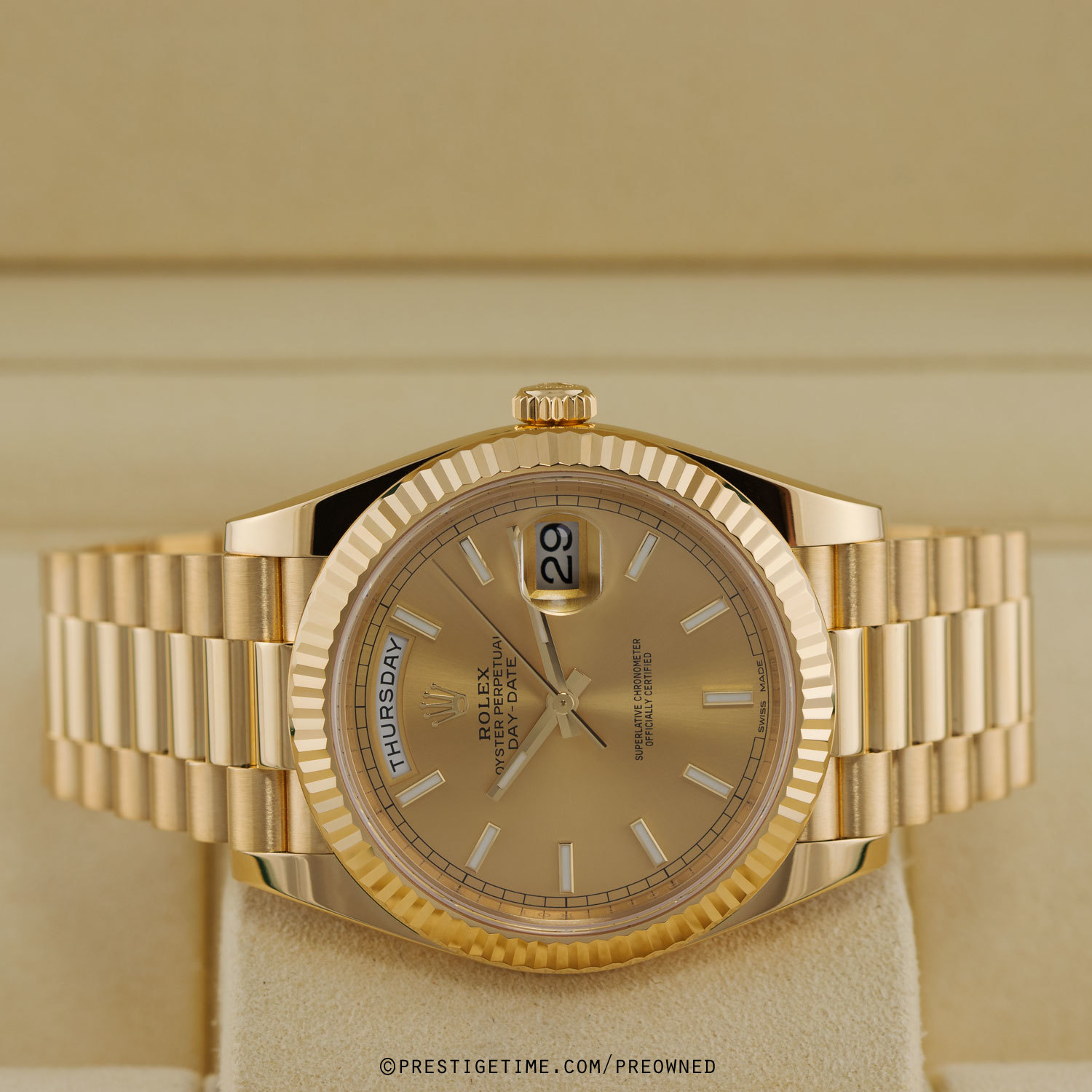 Pre-owned Rolex Day-Date 40mm Yellow Gold 228238