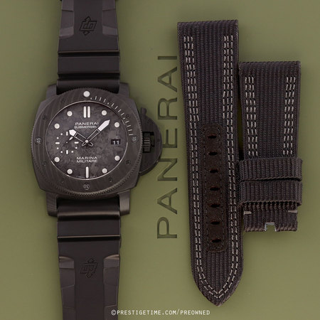 Pre-owned Panerai Submersible Marina Militare Carbotech 47mm pam00979